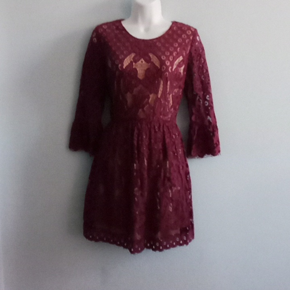 Women's Blu Pepper Maroon Lace Dress